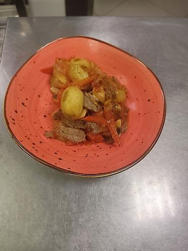стол для обучения: Кулинария/столовая с линией раздачи - Готовые горячие блюда в — 2