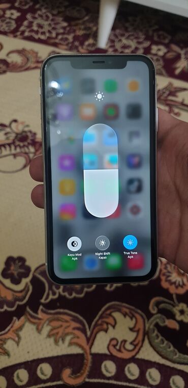 Apple iPhone: IPhone 11, 128 GB, Ağ, Face ID — 7