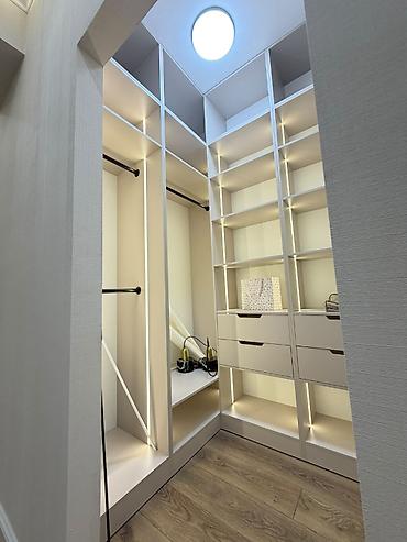 capstroy sity: 3 комнаты, 82 м², Южная Магистраль Элитка, 9 этаж, Дизайнерский ремонт — 4