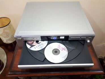 Zvučnici i stereo sistemi: Sony CDP-CX 200 plejer lepo ocuvan, ima mnogo funkcija. Sve sto sam na lalafo.rs — 11 Zvučnici i stereo sistemi: Sony CDP-CX 200 plejer lepo ocuvan, ima mnogo funkcija. Sve sto sam — 11