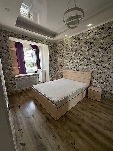 2017: 2 комнаты, 57 м², Золотой квадрат 7 этаж — 5