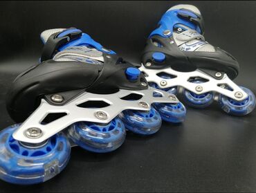 Roleri i rolšue: Cena 3490 din Roleri sa Silikonskim svetlećim tockovima U brojevima na lalafo.rs — 3 Roleri i rolšue: Cena 3490 din Roleri sa Silikonskim svetlećim tockovima U brojevima — 3