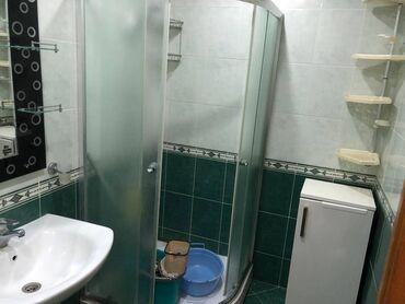 Uzunmüddətli kirayə mənzillər: Həzi Aslanov metrosunun yaxınlığında 16 mertebeli binanın 12-ci — 8