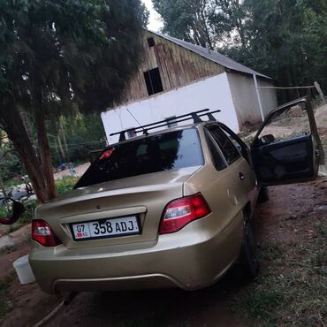 Daewoo: Daewoo Nexia: 2008 г., 1.5 л, Механика, Бензиновая, Седан — 7