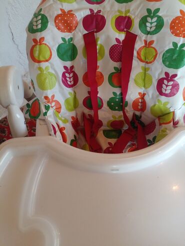 стульчики для малышей: Стульчик для кормления
