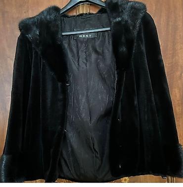 Qara kürk jaket – BEST - Rəng: dərin qara - Dizayn: qısa palto/jaket
