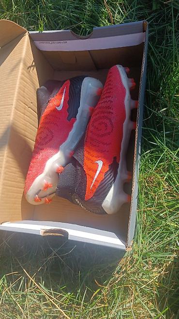 Футбольные бутсы Nike Phantom GX (Firm Ground) - Модель с