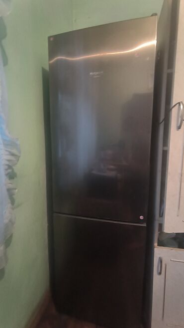 Холодильники: Б/у 2 двери Hotpoint Ariston Холодильник Продажа, цвет - Серый, Встраиваемый
