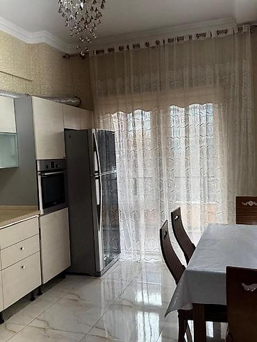nəsimi rayonu: İcarəyə verilir 3 otaqlı yeni tikili 138 m², 28 May m. Kateqoriya — 9