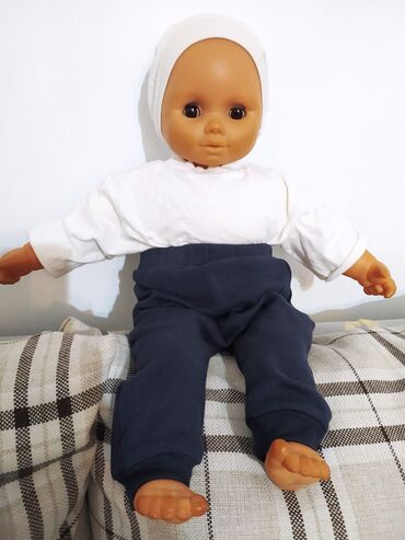 кроватка для куклы: Продаю куклу, 52 см ГДР тело мягконабивное . Состояние отличное
