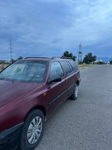 митсубиси спес стар: Volkswagen Golf Variant: 1995 г., 1.6 л, Механика, Бензин