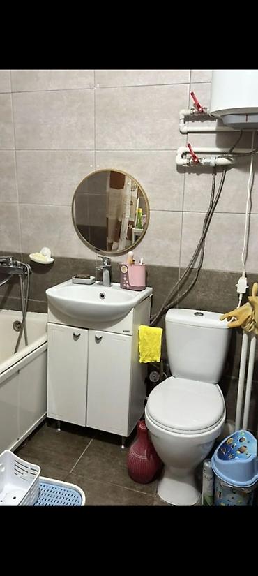 1 bedroom: Сдаю квартиру 6мкр с мебелью техникой квартира с отдельной кухней — 5