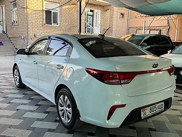 sonata d8: Kia Rio: 2017 г., 1.6 л, Автомат, Бензин, Седан — 4