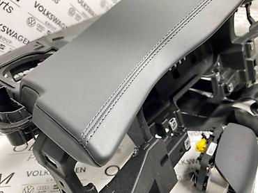 prva pomoc za auto: KOMPLET TABLA SA AIRBAG-OVIMA ZA AUDI A6 | Komplet istrument tabla — 5