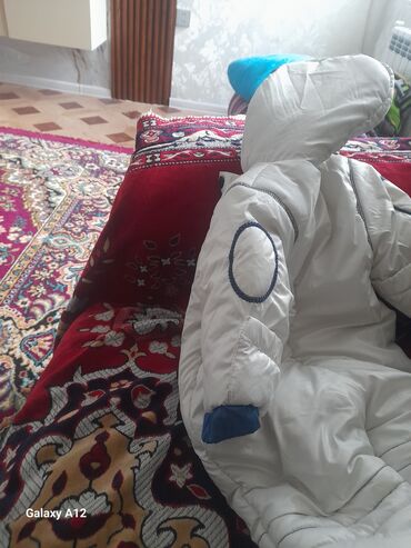 детская школьная одежда: Uşaq ücün kombinzon supet. təzə
 uçuz