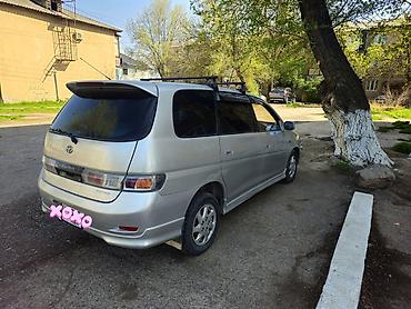 Toyota: Toyota Gaia: 2000 г., 2 л, Автомат, Бензин, Минивэн — 1