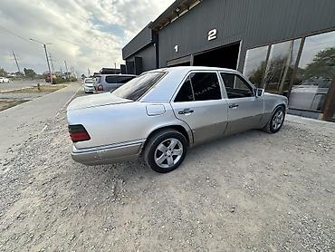 220 mers: Mercedes-Benz W124: 1993 г., 2.2 л, Автомат, Бензин, Седан — 3