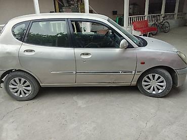 Daihatsu Sirion: 2003 г., 0.1 л, Механика, Бензин, Седан