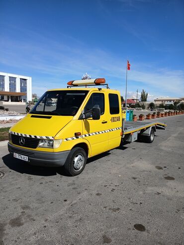 полприцеп тягач: Mercedes-Benz Спринтер: 2003 г., 2.9 л, Механика, Дизель