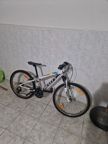 Dağ velosipedi Scott, 22", sürətlərin sayı: 7