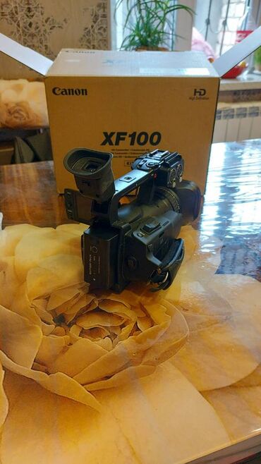 Videokameralar: Canon XF100 və aksesuarları: Əlavə tripod, Əlavə yaddaş kartları(3 -da lalafo.az — 8 Videokameralar: Canon XF100 və aksesuarları: Əlavə tripod, Əlavə yaddaş kartları(3 — 8