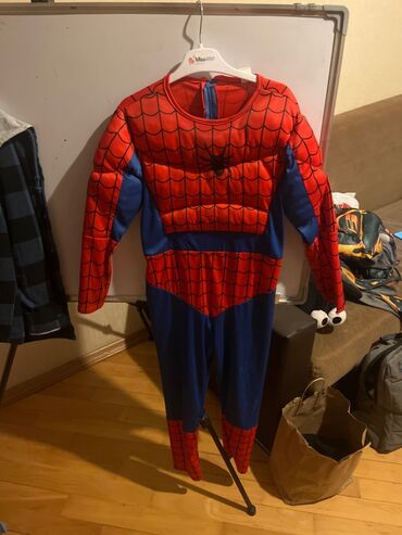 spider man paltarı: Spider menin kostyumu
