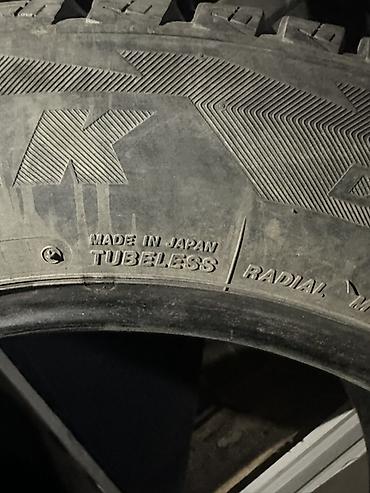 2 2 sdi: Шины 225 / 60 / R 17, Зима, Б/у, Комплект, Внедорожные (АТ/МТ), Япония, Bridgestone — 2