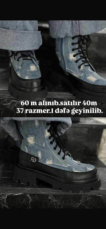 botinki: Denim materialdan, cırıq-effektli dizayna malik kobud altlı dabbaqlı — 1