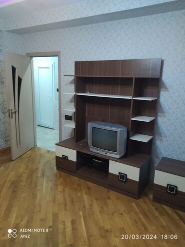 Uzunmüddətli kirayə mənzillər: Masazir Qurtulusada 93 de 2 otaqli Icinde herseyi var . ofis haqqi 50 — 4