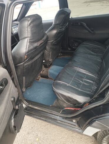 Volkswagen: Volkswagen Passat: 1994 г., 1.8 л, Механика, Бензин, Универсал — 4