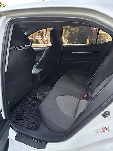 надпись камри: Toyota Camry: 2017 г., 2.5 л, Автомат, Бензин, Седан — 7