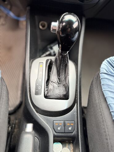 Kia: Kia Rio: 2015 г., 1.6 л, Бензин — 11