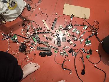 Другие комплектующие: Платы и модули для телевизоров/мониторов (T-CON, mainboard, блоки — 16