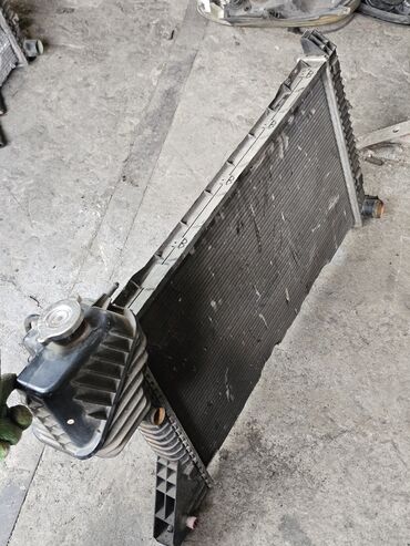 Радиаторы: Радиатор охлаждения двигателя Mercedes-Benz Sprinter CDI, 901 - 904 — 7