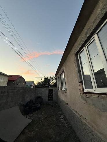 жилой городок: Продаётся одноэтажный дом с хозяйственными постройками и просторным — 2