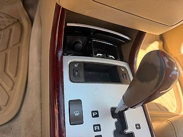 Hyundai: Hyundai sedan - Korpus: bənövşəyi-bordo rəng, xrom ön barmaqlıq və — 6