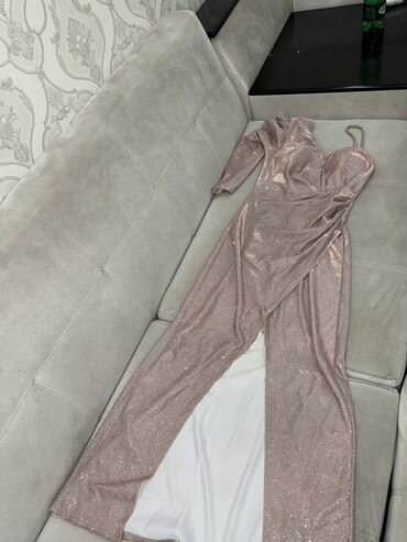 Вечерние платья: Девочки, разрузка гардероба, платья носила только раз, цены от 300 до — 12