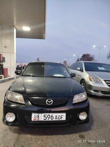 Mazda: Mazda 323: 2001 г., 1.6 л, Механика, Бензин, Хэтчбэк