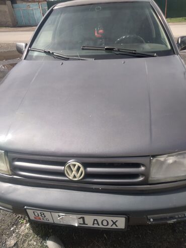 фольксваген авто: Volkswagen Vento: 1994 г., 1.8 л, Механика, Бензин, Седан