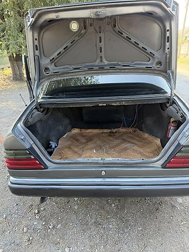 мерс 124 ешка 2 2: Mercedes-Benz W124: 1991 г., 2.3 л, Механика, Бензин, Седан — 5