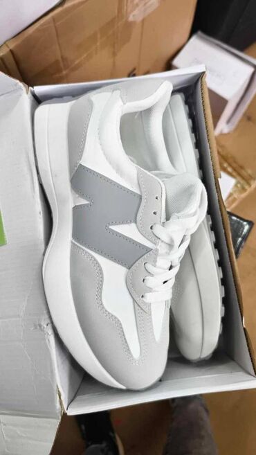 Women's Sneakers and athletic shoes: New balance 327 patike NOVO Novo Brojevi 36 do 46, zavisi od modela — 5