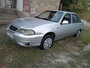 Daewoo Nexia: 2008 г., 1.6 л, Механика, Бензин, Седан