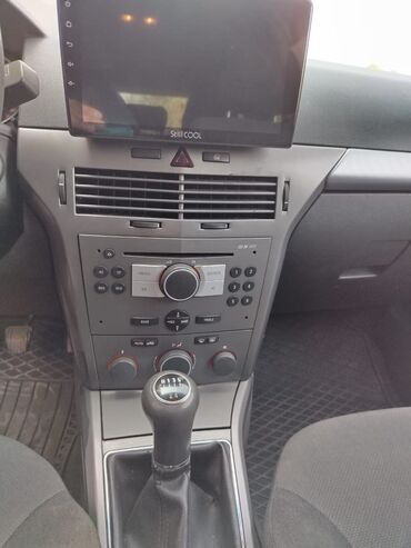 Opel: Opel Astra: 1.4 l | 2005 il 259751 km Universal — 9