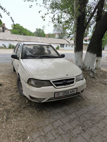 Daewoo: Daewoo Nexia: 2012 г., 1.6 л, Механика, Бензин, Седан at lalafo.kg Daewoo: Daewoo Nexia: 2012 г., 1.6 л, Механика, Бензин, Седан