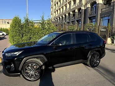 таета серф: Toyota RAV4: 2022 г., 2.5 л, Автомат, Гибрид — 2