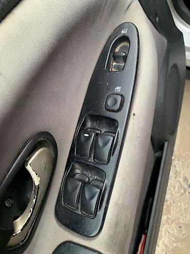 Mitsubishi: Mitsubishi Carisma: 2001 г., 1.8 л, Механика, Бензин, Хэтчбэк — 18