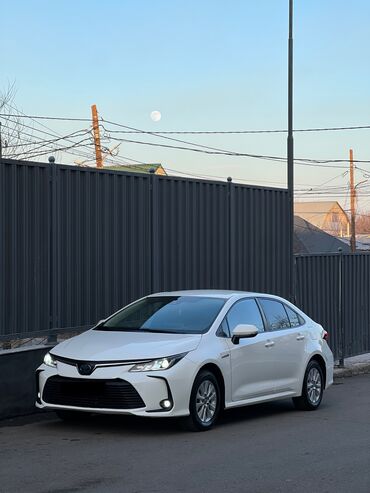 Toyota: Toyota Corolla: 2019 г., 1.8 л, Вариатор, Гибрид, Седан — 3