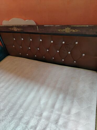 yataq desti mebel: Б/у, Двуспальная кровать, Без подьемного механизма, С матрасом, Без выдвижных ящиков, Азербайджан