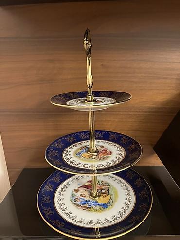 Tort və şiriniyyat qabı, rəng - Göy, Farfor, Çexiya lalafo.az -da — 2 Tort və şiriniyyat qabı, rəng - Göy, Farfor, Çexiya — 2