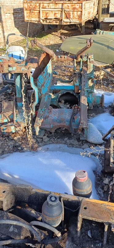 Двигатели, моторы и ГБЦ: Двигатель на юмз д65 коленвал н2 р1 с рабочего трактора на запчасти at lalafo.kg — 15 Двигатели, моторы и ГБЦ: Двигатель на юмз д65 коленвал н2 р1 с рабочего трактора на запчасти — 15